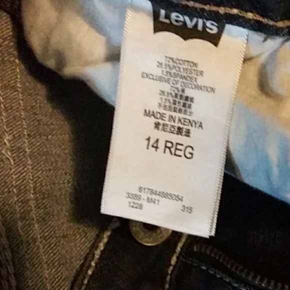 Levis - Picture 4 of 4